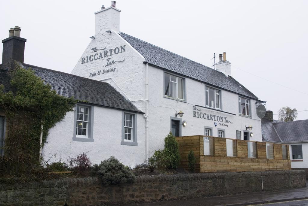Riccarton Inn Currie Exterior photo